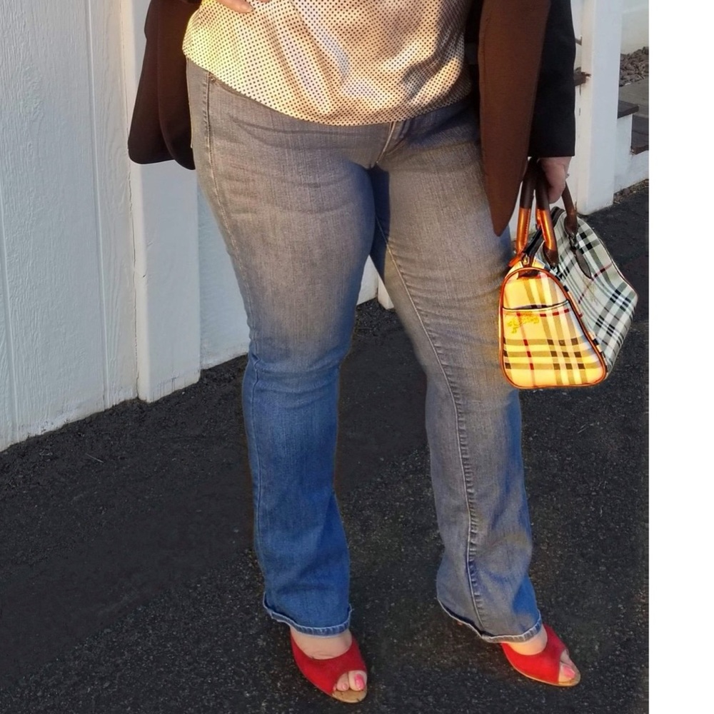 Levi’s Denim Curve